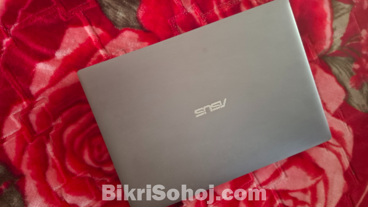 Asus Laptop - Core i5 6th Gen, 8GB RAM, 2GB Graphics